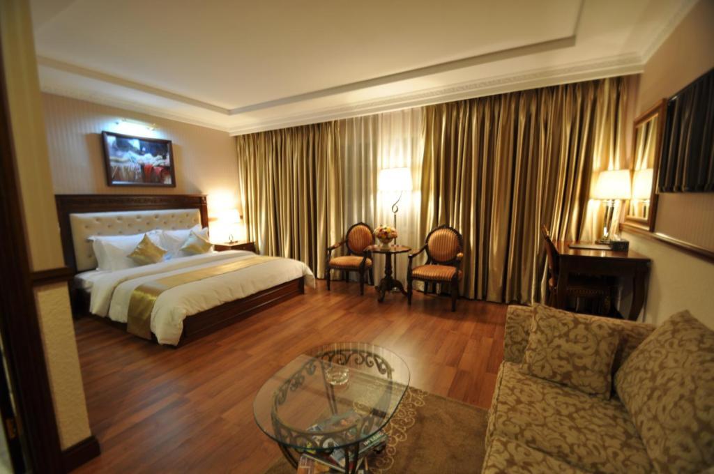 Boutique Garden Hotel Хошимин Номер фото