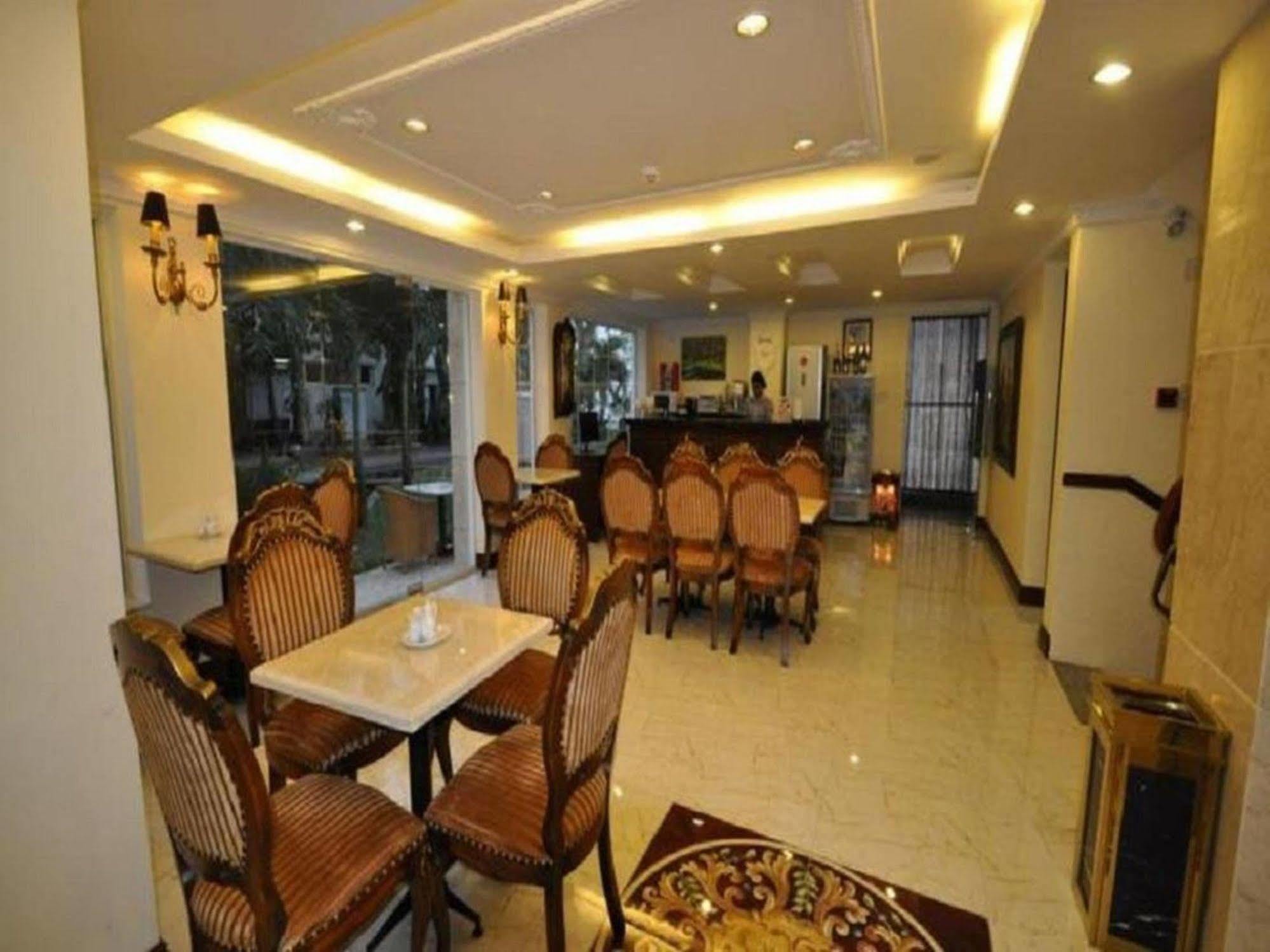 Boutique Garden Hotel Хошимин Экстерьер фото