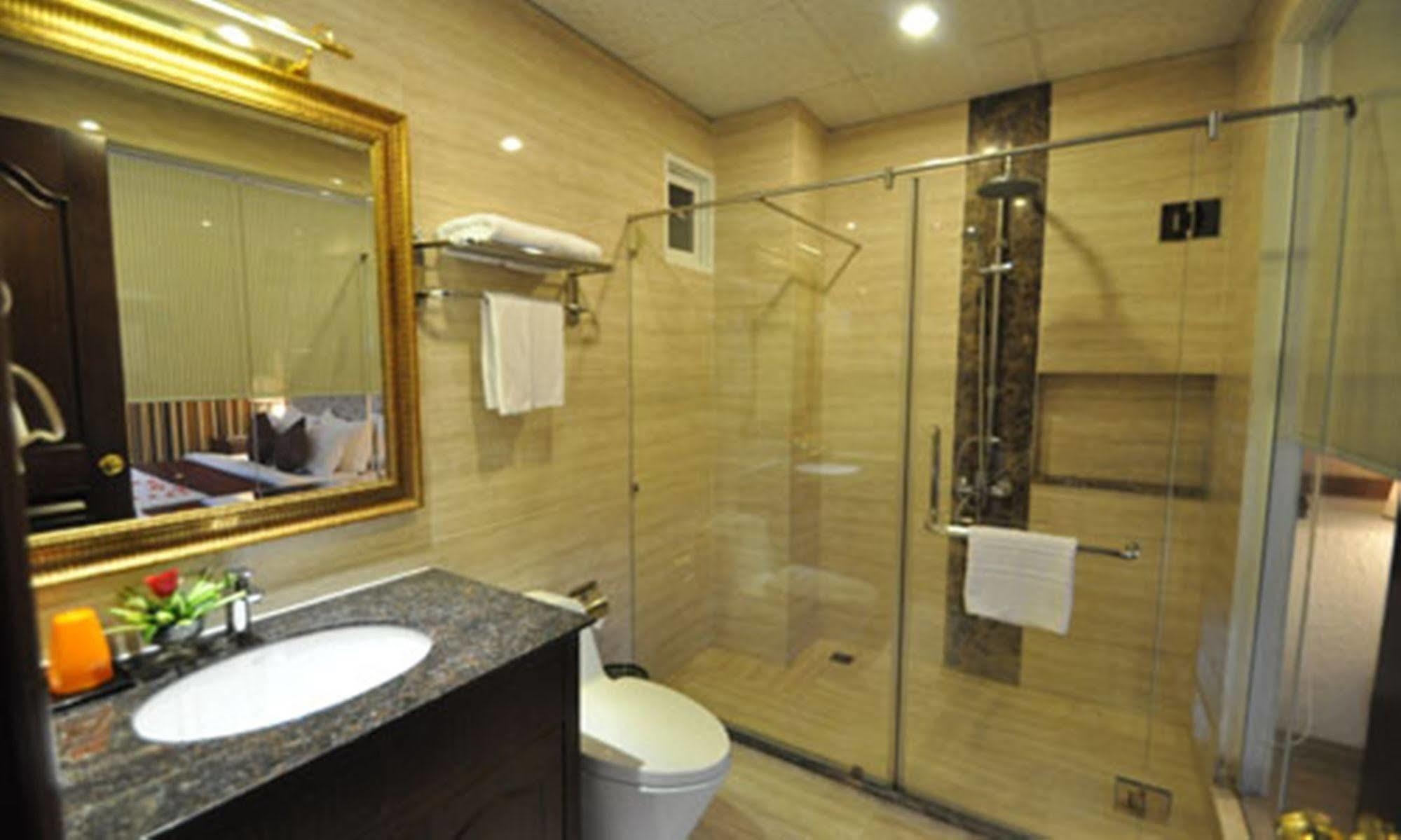 Boutique Garden Hotel Хошимин Экстерьер фото